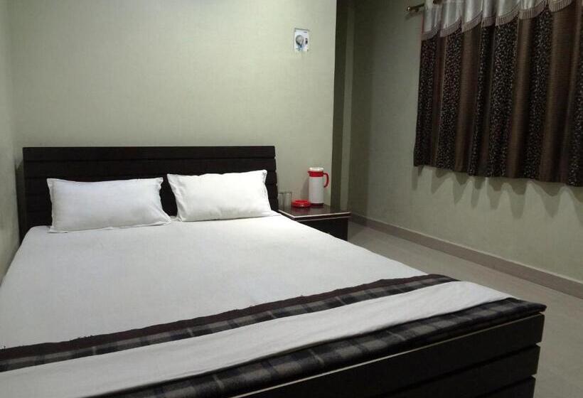 Номер Economy, Parvati Palace Sehore