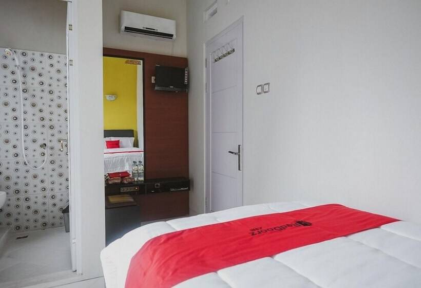Номер Стандарт, Reddoorz Syariah @ Jalan Dieng