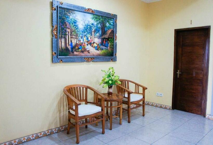 스탠다드 룸, Adi Homestay