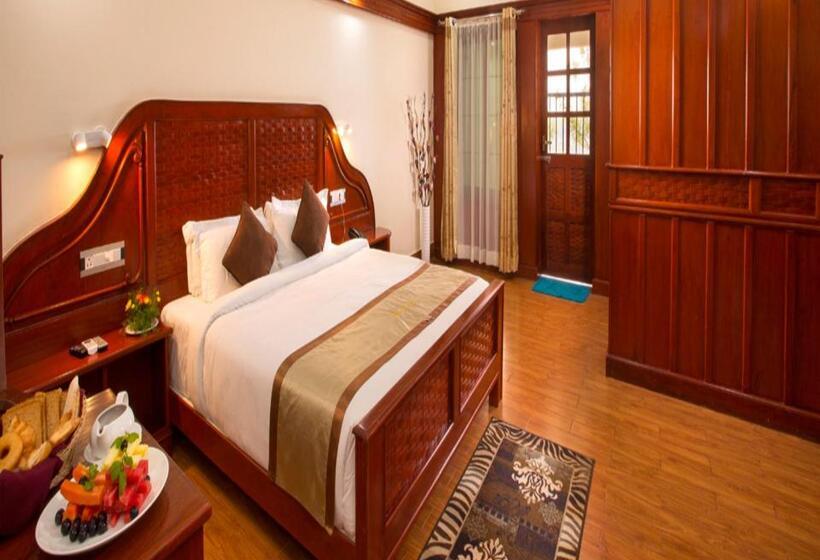 带大床的标准间, Coorg Cliffs Resorts