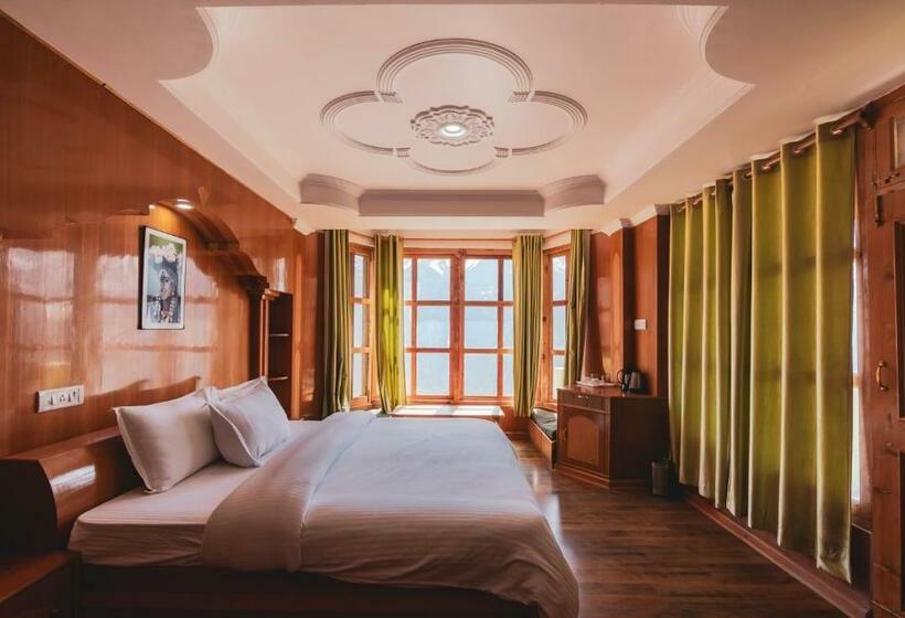 Номер Deluxe с Балконом, Kalpa Deshang
