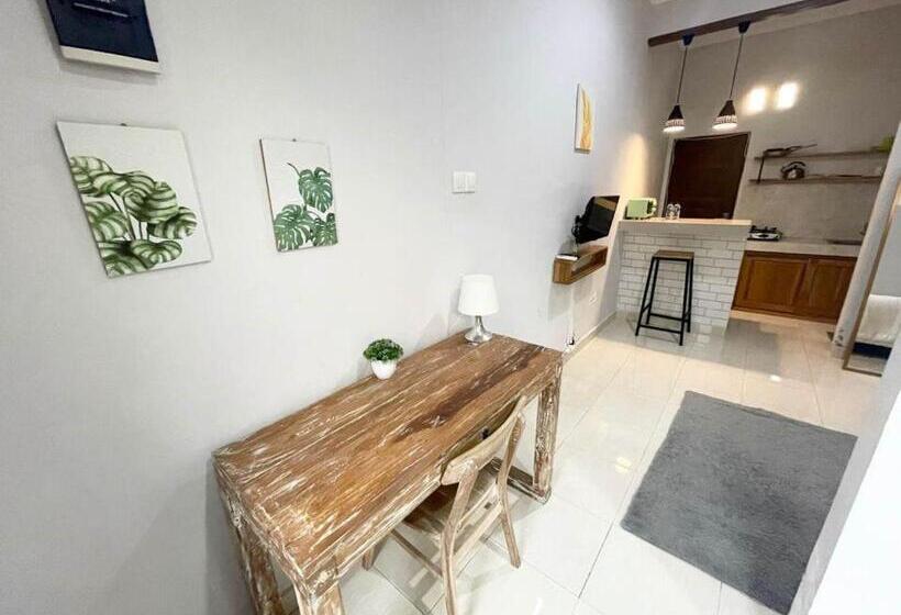 침실 1개 디럭스 아파트, Lagriya Guest House