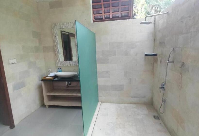 Люкс Вид на Море, The Club Villas Lombok