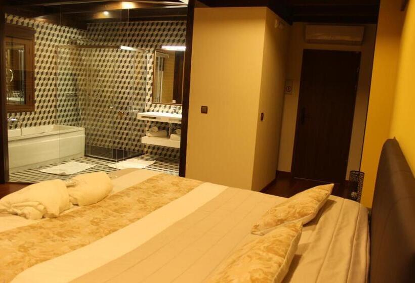 Люкс Deluxe Кровать Кинг, Hostal El Cerro  Only Adults