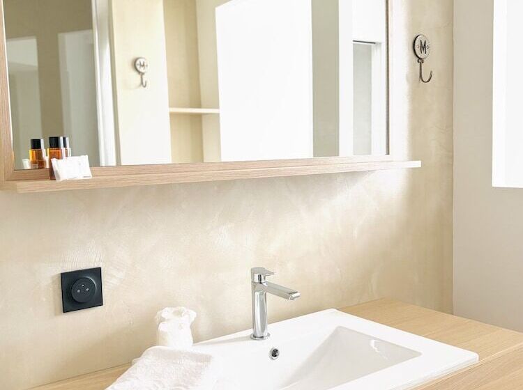 Номер Стандарт Трехместный, Hôtel De La Marine