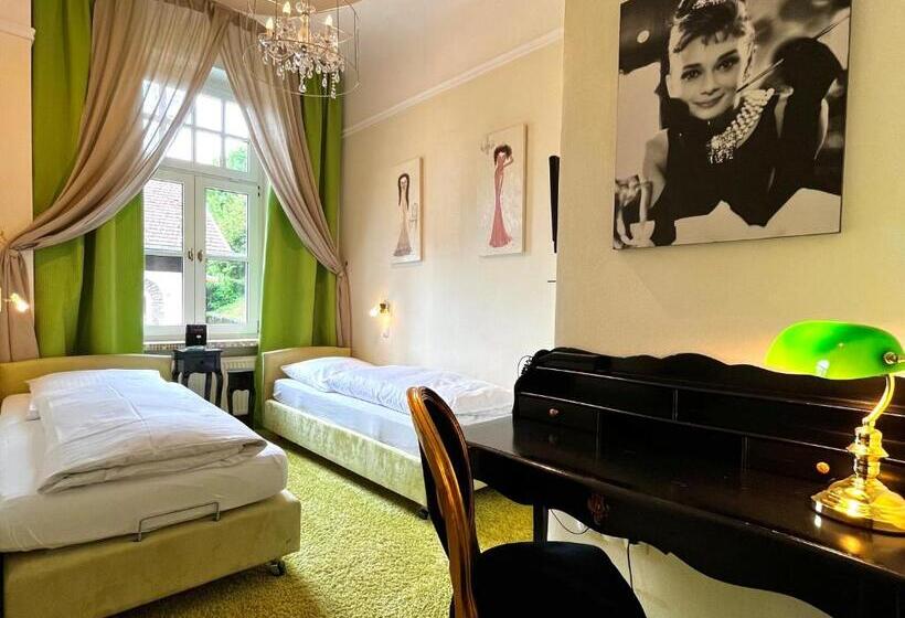 Апартаменты 2 Спальни, Park Villa Zentral Am Mittelrhein   Zimmer & Apartments