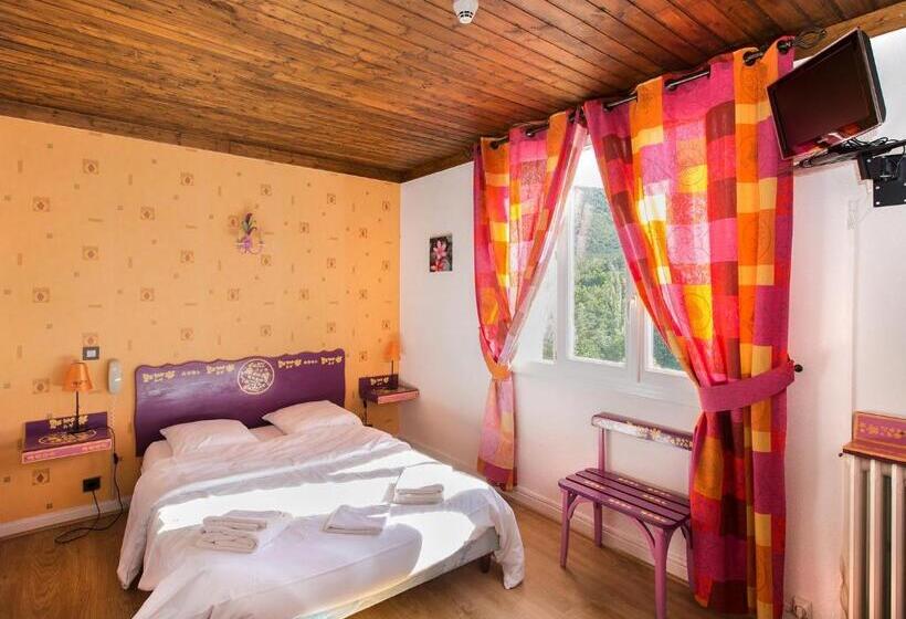 اتاق استاندارد, Auberge de l'Escargot d'Or