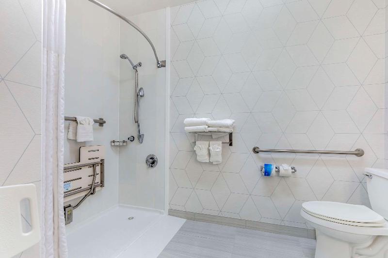Люкс Кровать Кинг, Comfort Suites Golden West On Evergreen Parkway