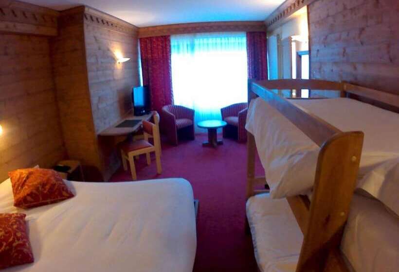 家庭间, Le Chalet