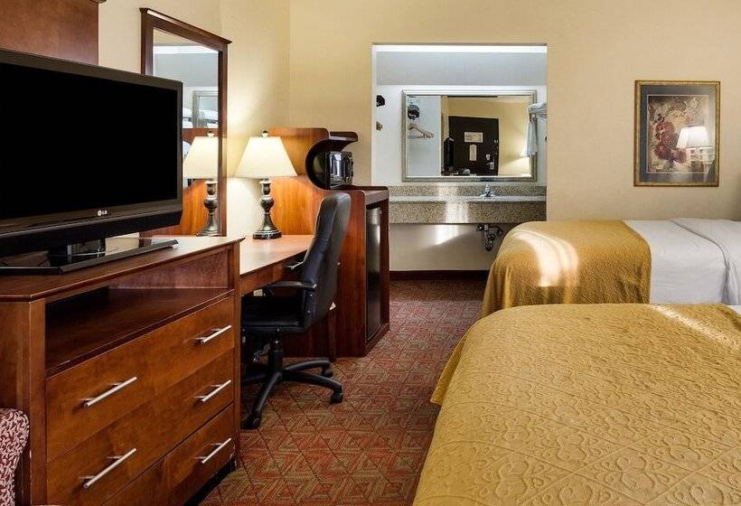 Номер Стандарт 2 Двуспальные Кровати, Quality Inn