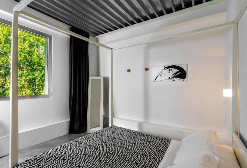 اتاق استاندارد چهار تخته, Albergo Ristorante Madonnina