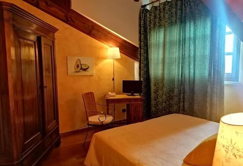اتاق کلاسیک, Castello San Giuseppe   Historical Bed And Breakfast