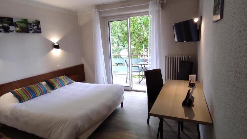 Номер Стандарт, Hostellerie Du Parc