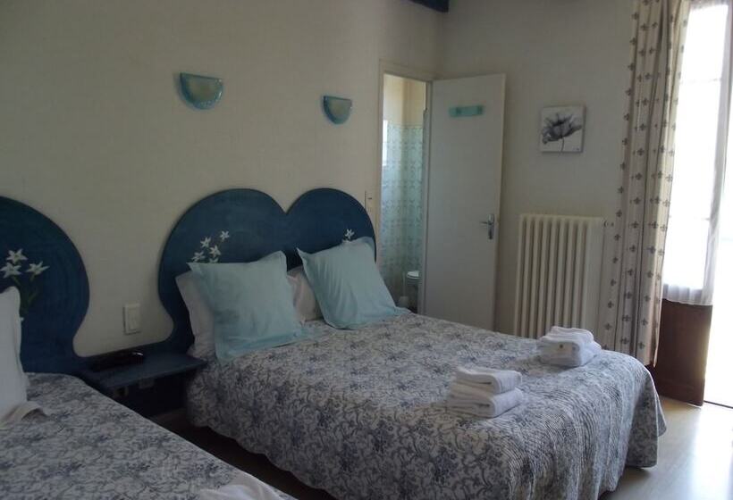 Номер Стандарт Трехместный, Hôtel Muret