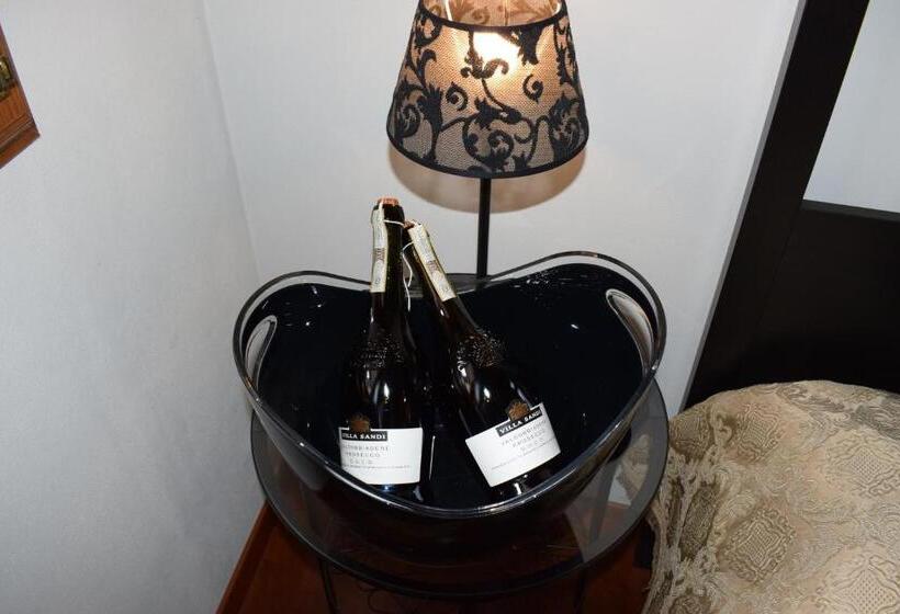 اتاق استاندارد با وان آب گرم, B&b Ca Baracca Bellavista