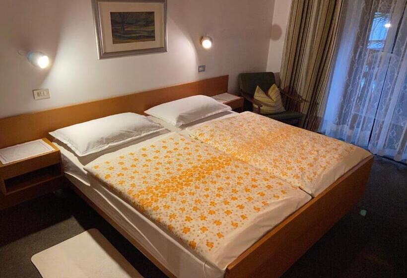 Номер Стандарт, Gasthof Albergo Ressmair