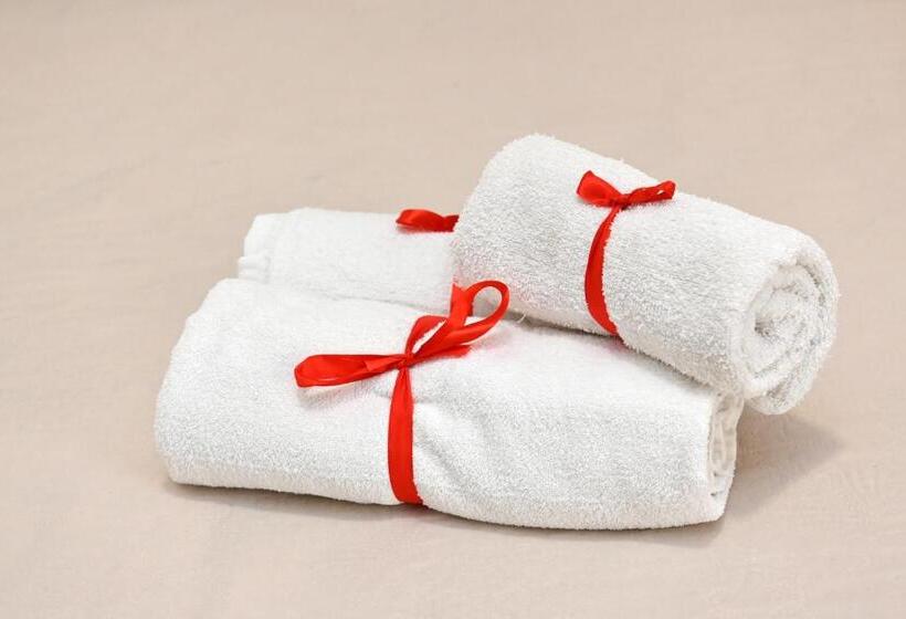 اتاق استاندارد چهار تخته, Olimpia Residence