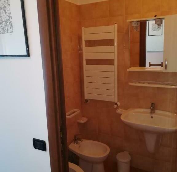基本间, B&b Ciampino