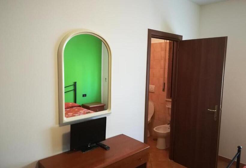 标准间, B&b Ciampino