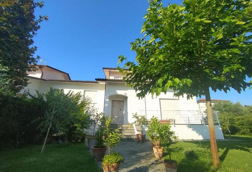 ویلای 1 خوابه با چشم‌انداز باغ, La Bouganville B&b
