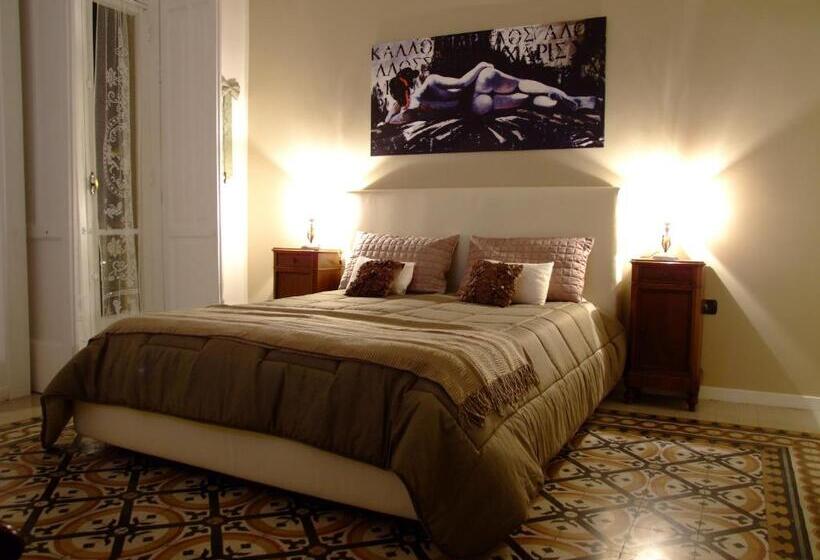 اتاق استاندارد سه نفره, L Una Di Notte