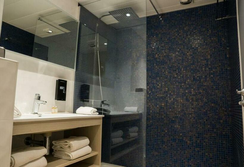 سوییت, Explorers Hotel Marne La Vallée