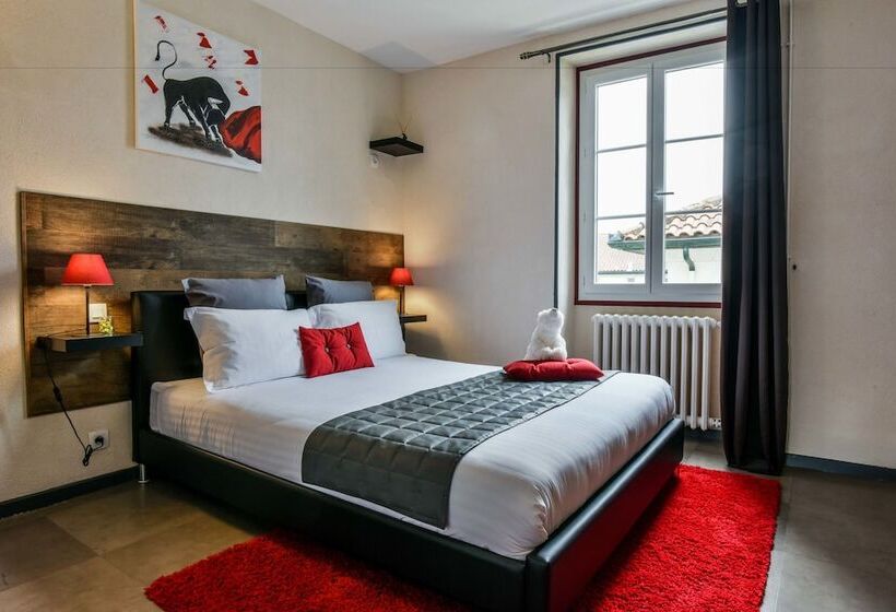 Номер Стандарт, Auberge L Estanquet