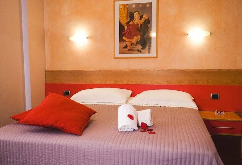 Quarto Triplo Estandar, Diana