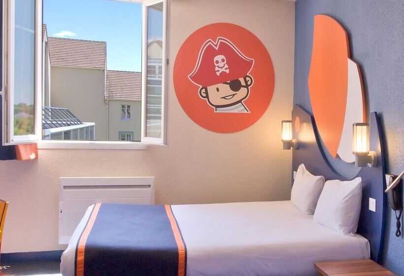 اتاق استاندارد چهار تخته, Explorers Hotel Marne La Vallée
