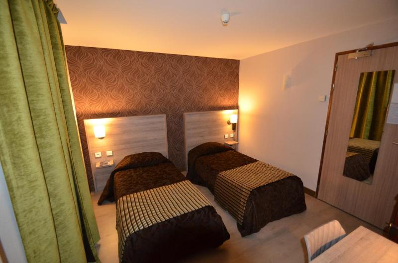 Номер Стандарт, Logis Hôtel Le Saint Georges