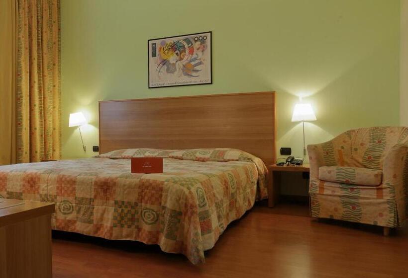 اتاق استاندارد, Romanisio
