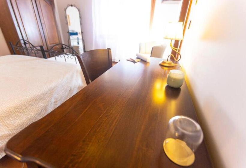 Standard room with outdoor bath, Bed&breakfast Villa Mamma Grazia