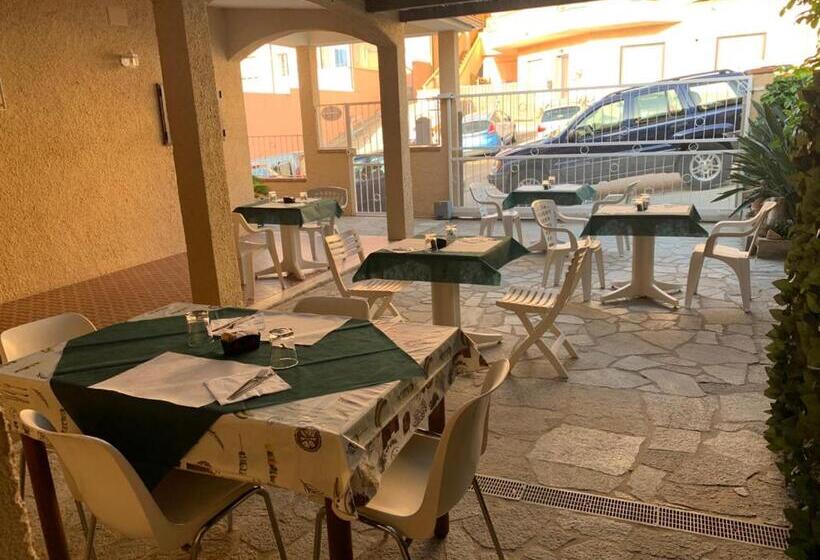 Номер Deluxe Вид на Море с Балконом, Casa Tacconi