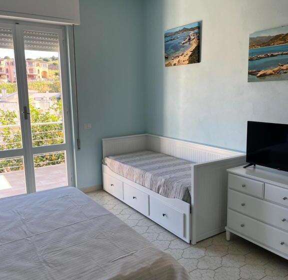 Трехместный Номер Deluxe Вид на Море, Casa Tacconi