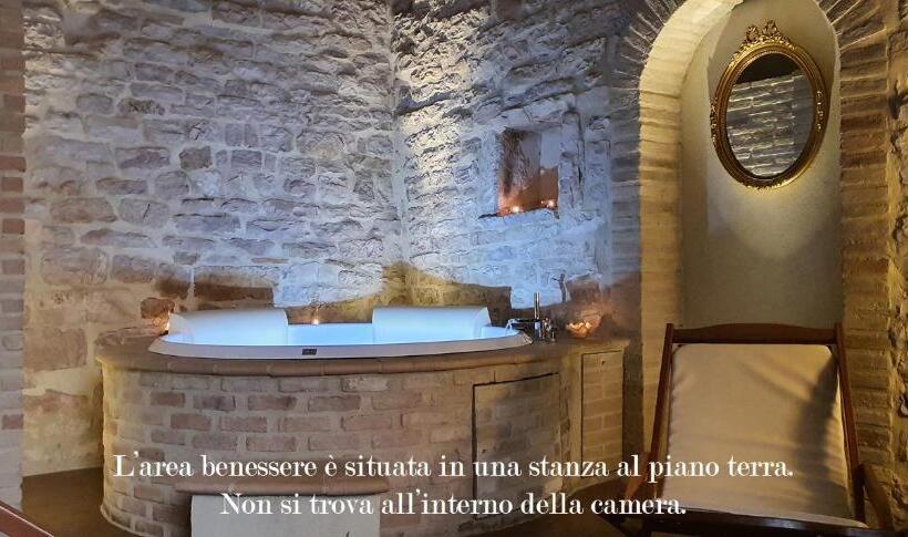 اتاق استاندارد, La Luna Nel Borgo