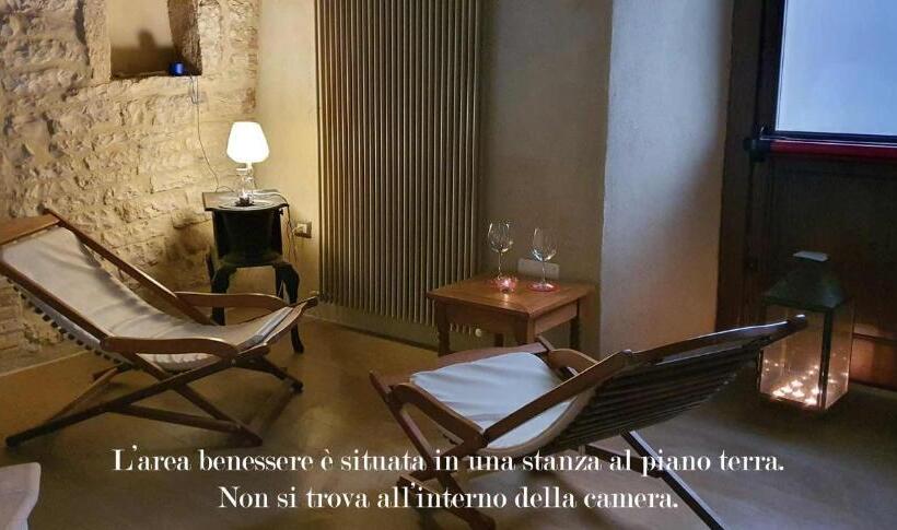اتاق استاندارد, La Luna Nel Borgo