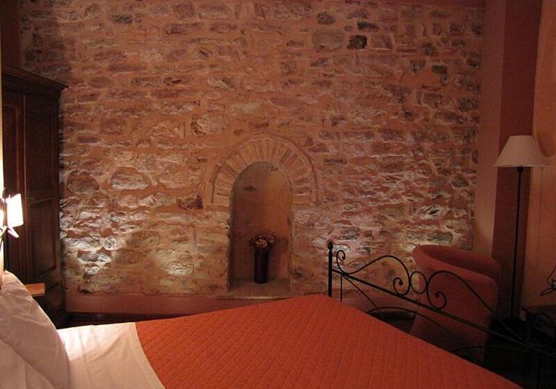 اتاق استاندارد, La Luna Nel Borgo