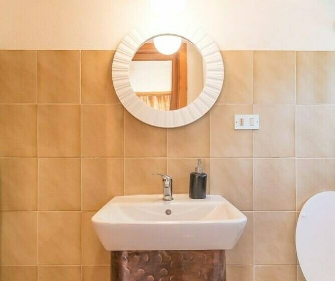 آپارتمان خانوادگی, B&b La Marella