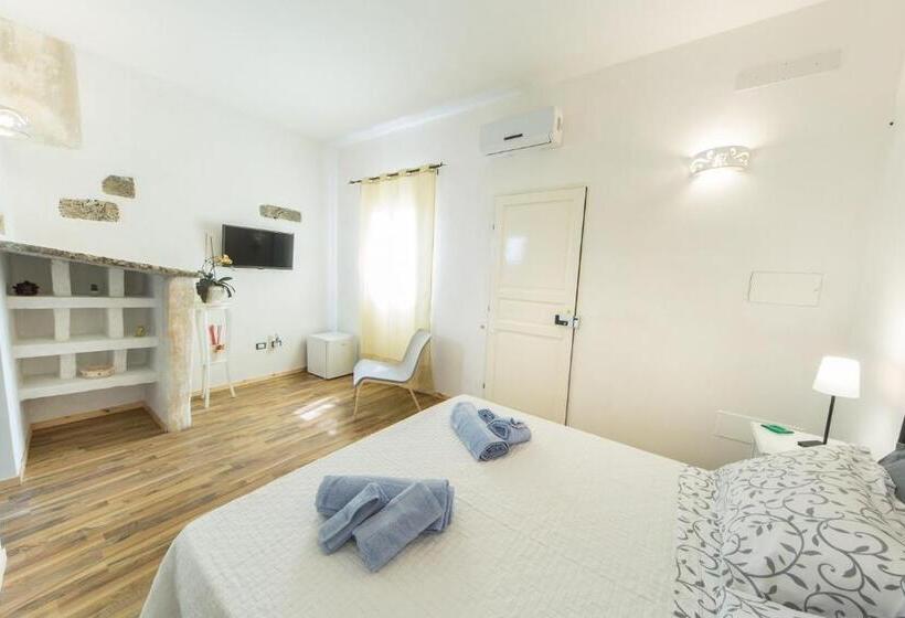 Номера Классика Нижний Этаж, B&b Giardino Nascosto Taviano
