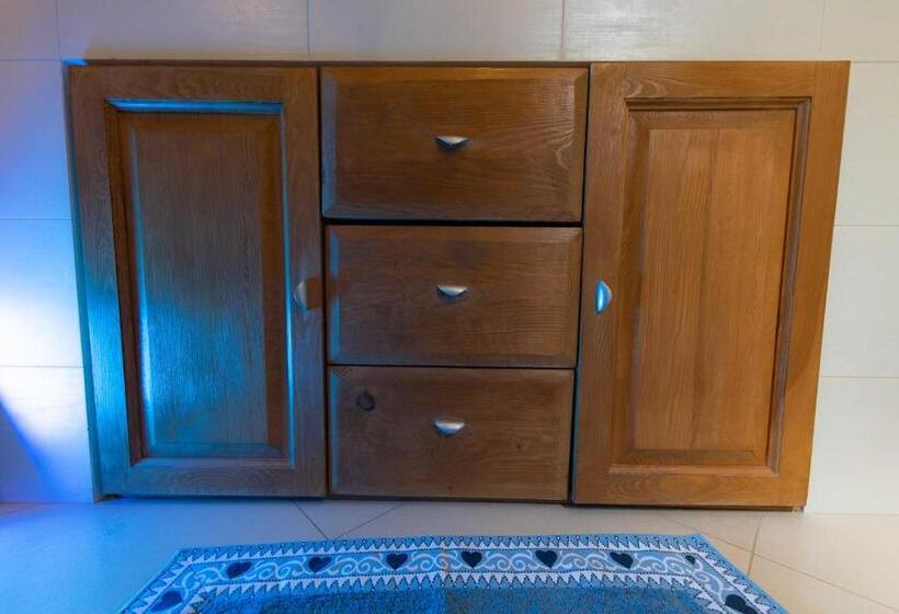 اتاق استاندارد با بالکن, B&b La Stradella
