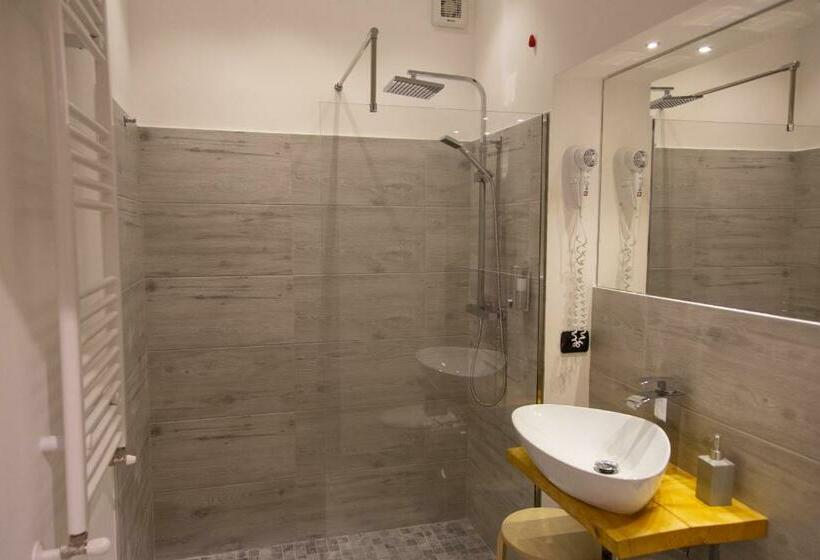 اتاق استاندارد چهار تخته, Up&b Rooms Catania