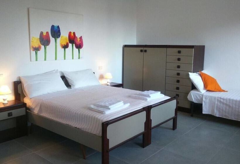 Номер Стандарт с Террасой, Villa Lina B&b