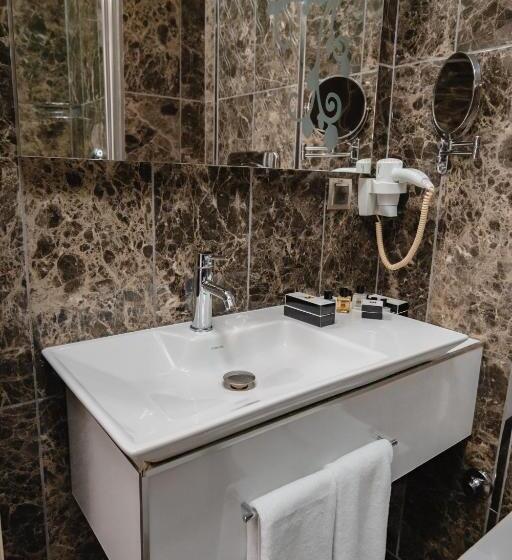 اتاق استاندارد, Buyuk Truva