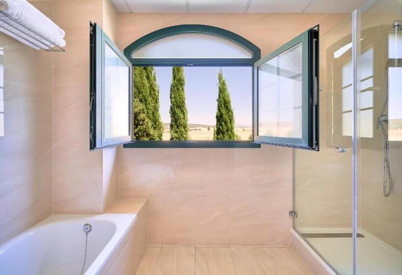 غرفة ديلوكس عائلية, Fontecruz ávila