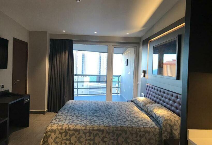 프리미엄 패일리룸, Marina Resort Benidorm