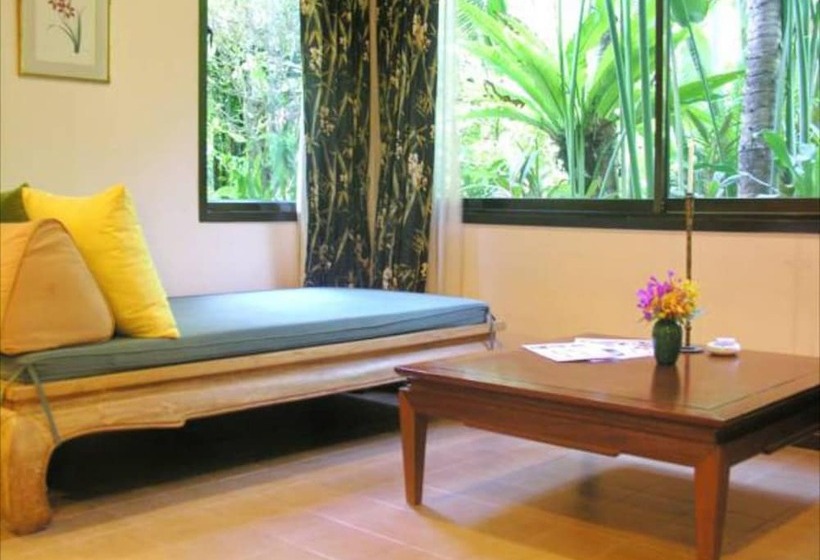 اتاق سوپریور, White House Beach Resort