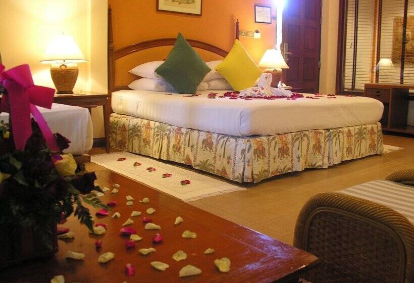 اتاق لوکس, White House Beach Resort