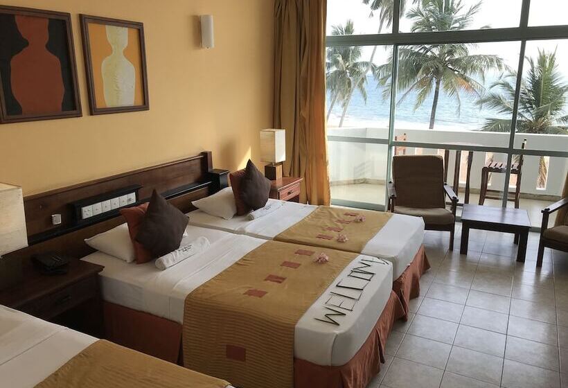Трехместный Номер Deluxe Вид на Море, Induruwa Beach Resort
