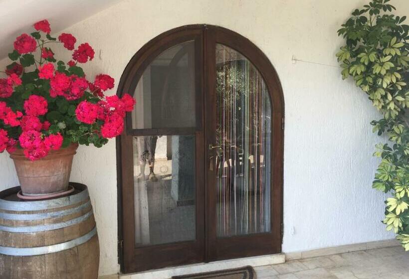 Студия Стандарт, Poggio Baroni Agriturismo
