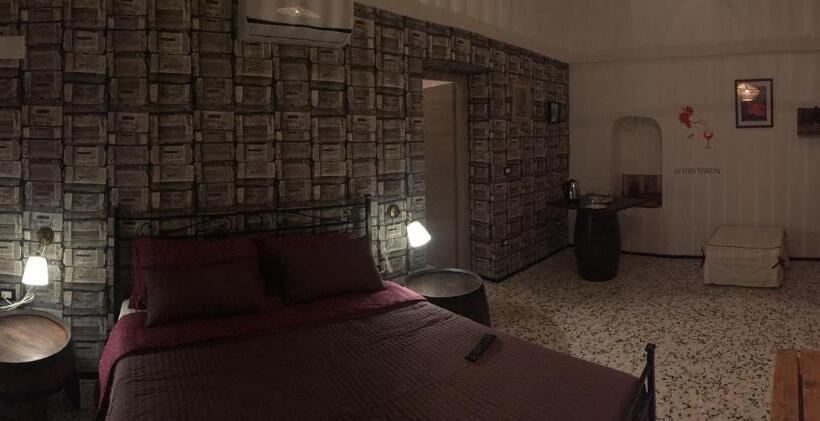 اتاق لوکس, Ca  Del Borgo